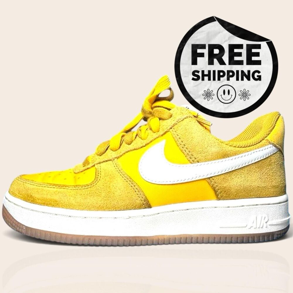 Nike Women's Yellow Trainers
